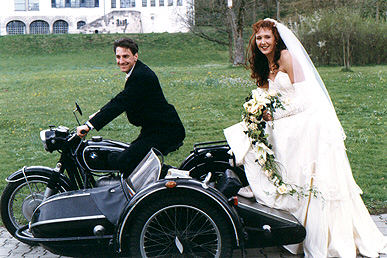 Hochzeit mit Beiwagen